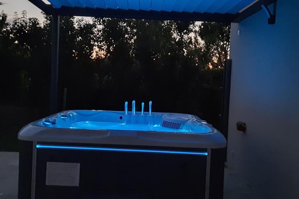 Villa Drome Jacuzzi La Maison D'A Cote Chatuzange-le-Goubet エクステリア 写真