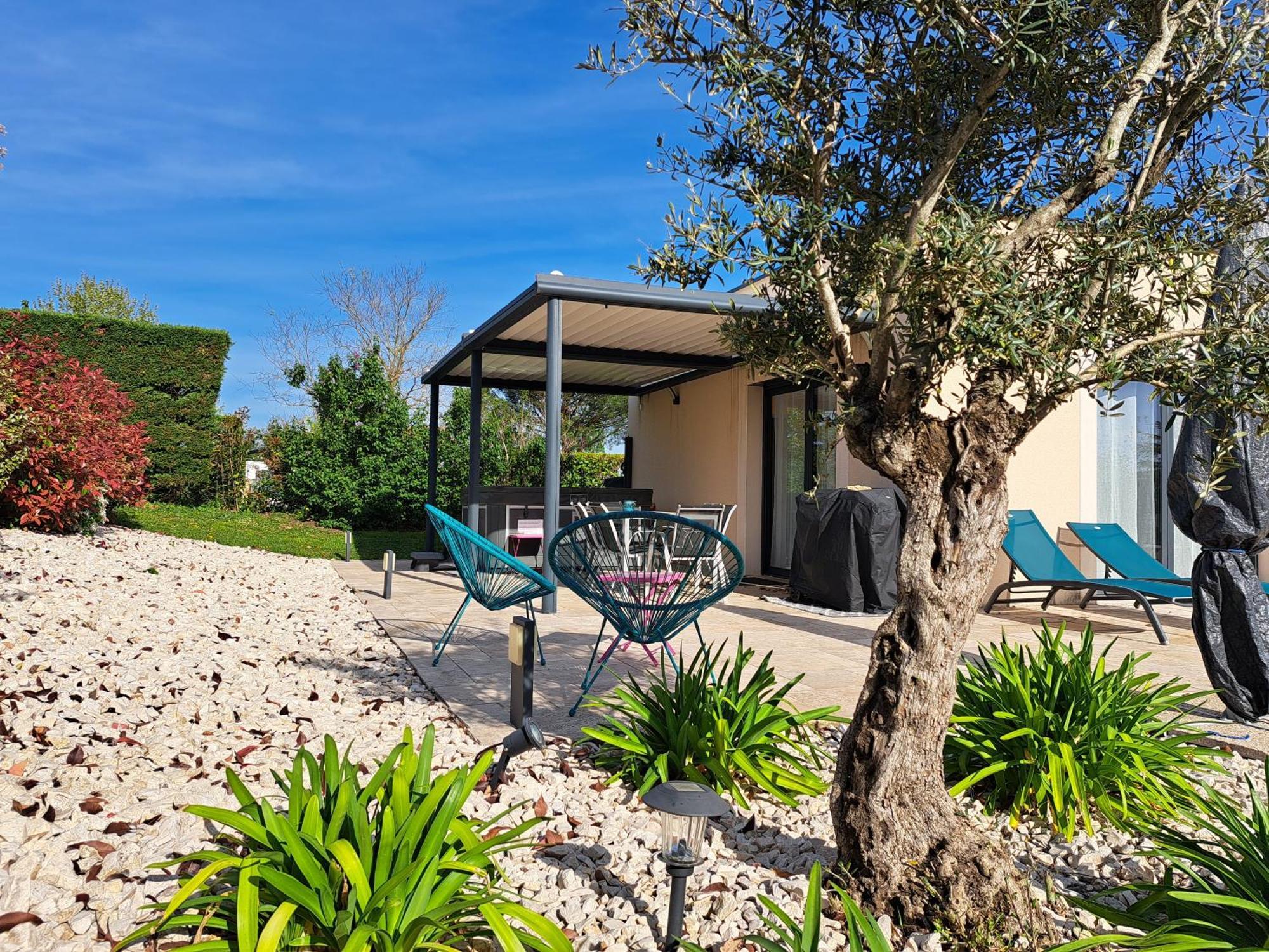 Villa Drome Jacuzzi La Maison D'A Cote Chatuzange-le-Goubet エクステリア 写真